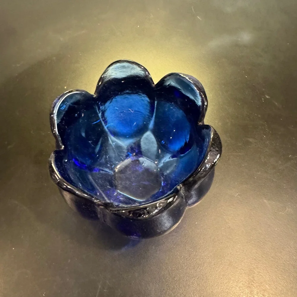 Art Glass Tulip Bowl Home Decor 4.5in Cobalt Blue Hand Blown Petal Lotus Dish